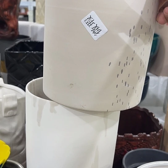 多肉绿植陶瓷花盆9.9包邮，有孔