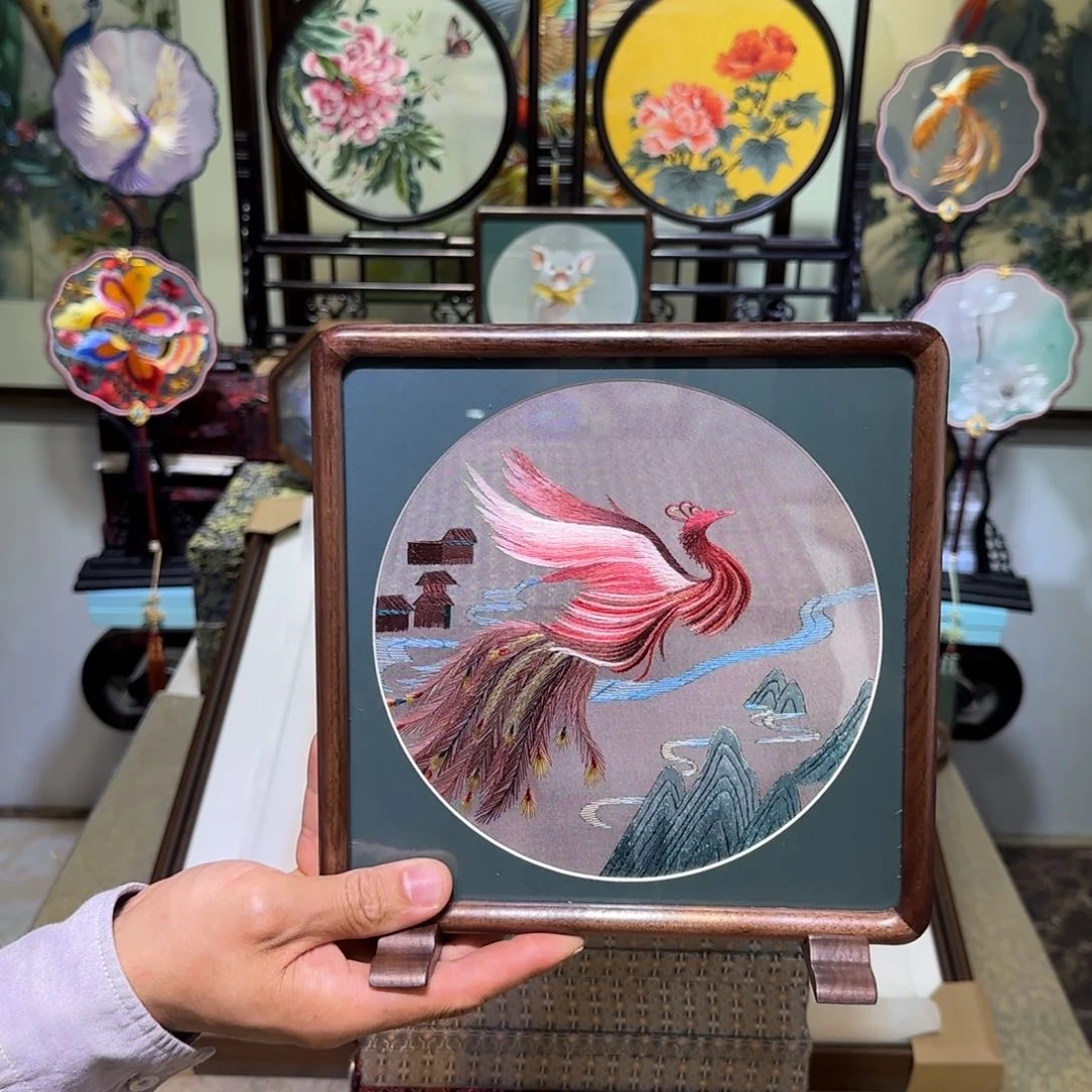 刺绣刺绣工艺精湛