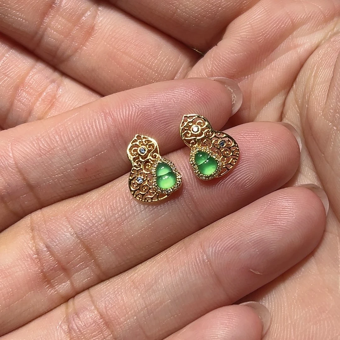 翡翠18K金镶嵌颈饰耳饰