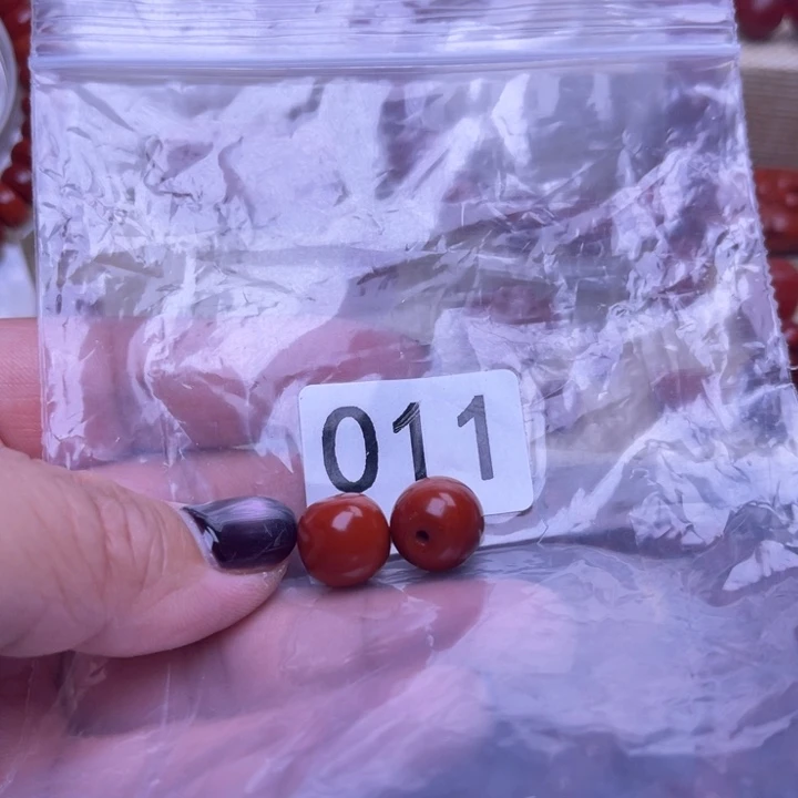 用***3南红玛瑙未镶嵌颈饰
