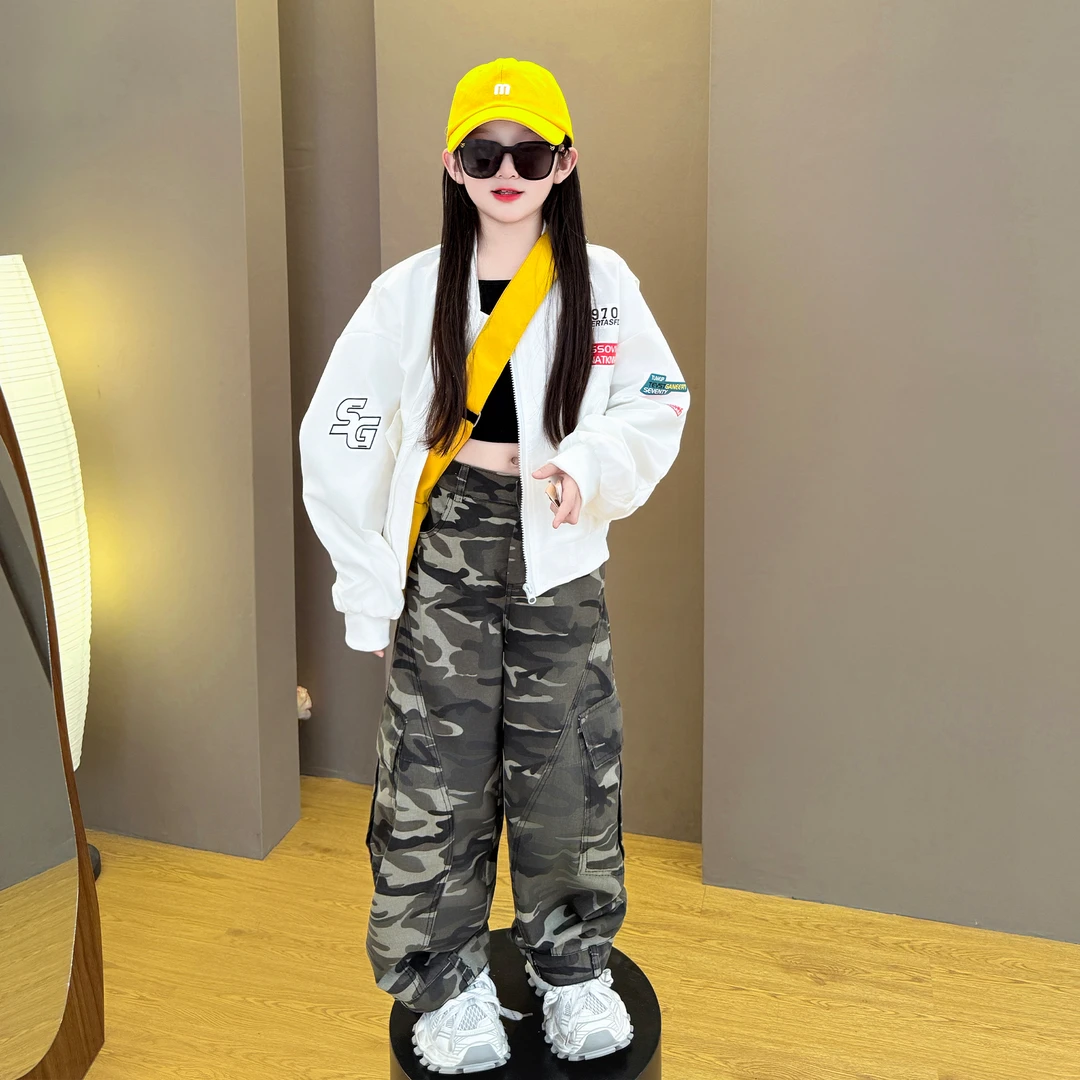 女童春秋季2025新款韩版潮流穿搭背心外套宽松弯刀迷彩阔腿裤套装