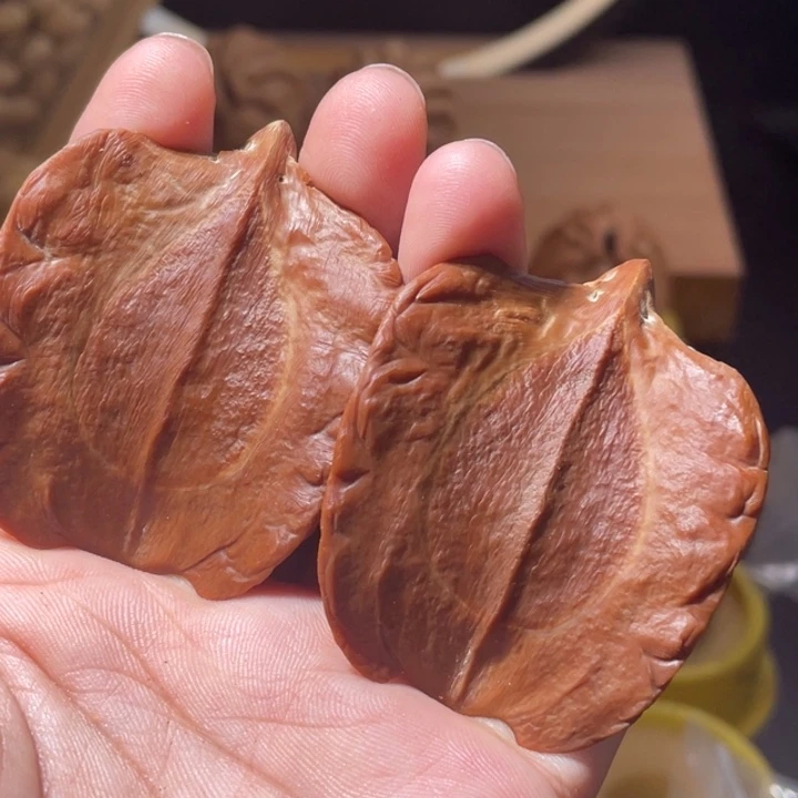 吊坠文玩核桃甲骨文蝴蝶翅橄榄核268