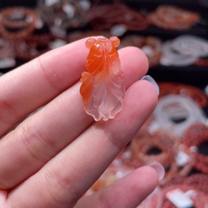 南红玛瑙未镶嵌配饰金鱼1543打孔备注