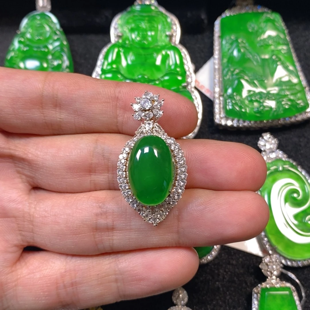 颈饰银S925镶嵌翡翠蛋面戒指