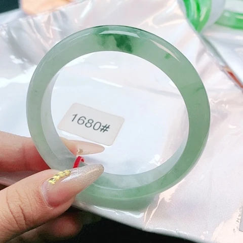 未镶嵌手镯翡翠1680