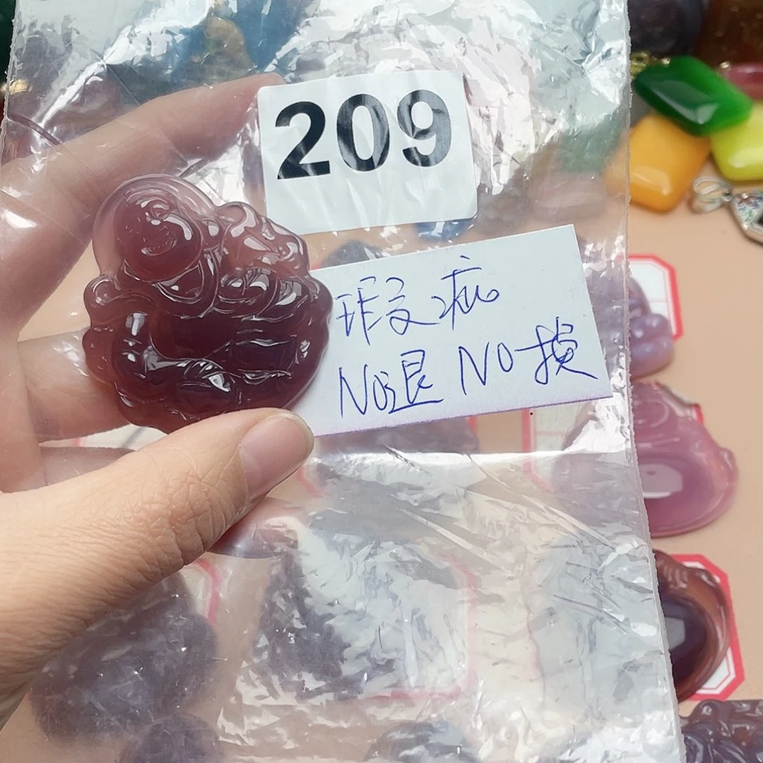 合金颈饰玛瑙/玉髓彬**李