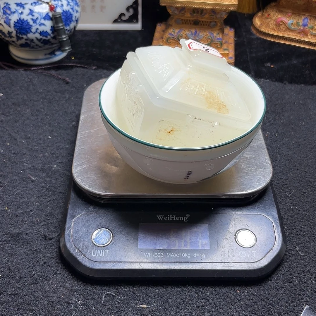 每***壶瓷片瓷器和陶瓷的