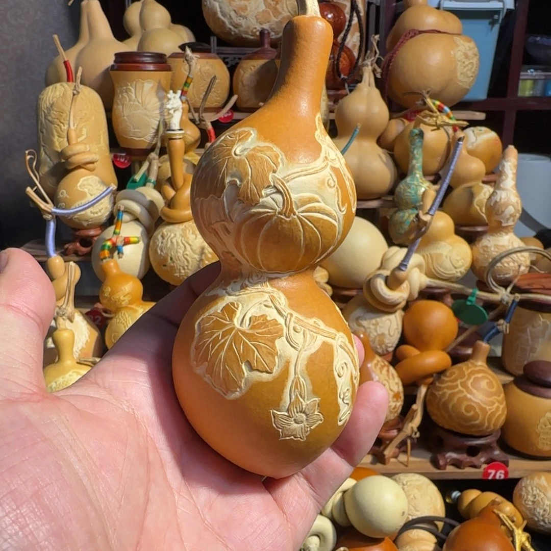 有机玻璃山石老师蚂蚁雕刻