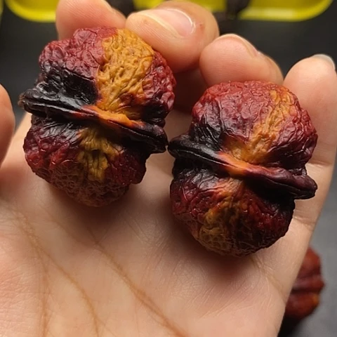 文玩核桃把件39尺饕餮金蟾