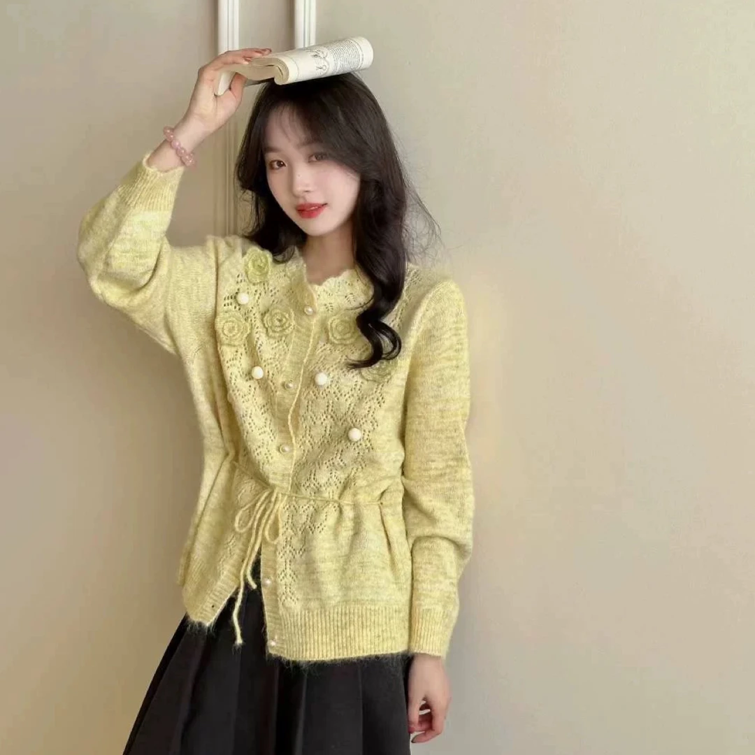 187手工扎花工艺花朵明珠扣镂空收腰显瘦针织开衫