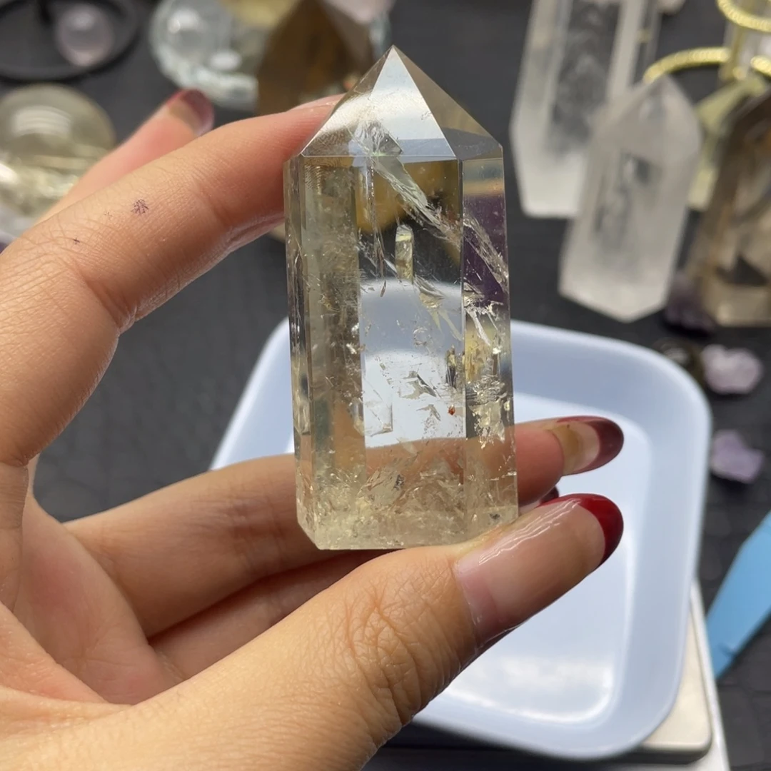 水晶94未镶嵌?****₊黄水晶柱