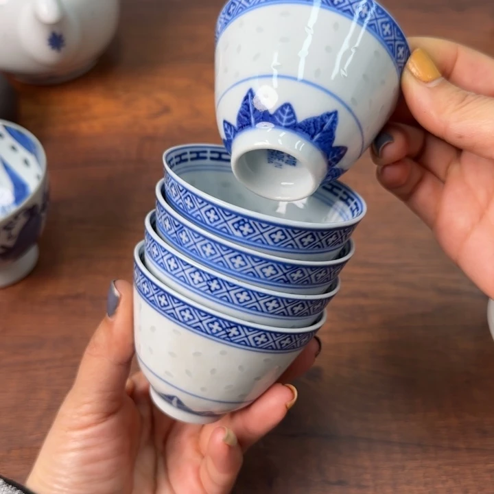 一个陶瓷物件哈哈哈哈