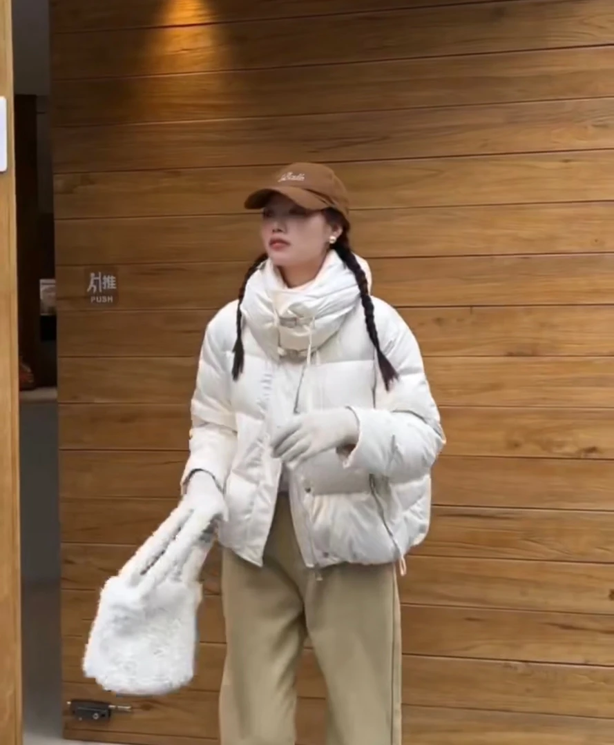 3662光面新年羽绒服（衣长63左右）