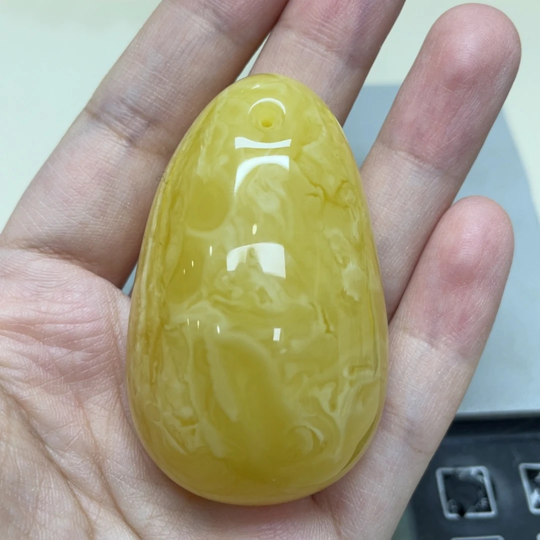 琥珀未镶嵌吊坠(赠链)蜜蜡水滴23.4克