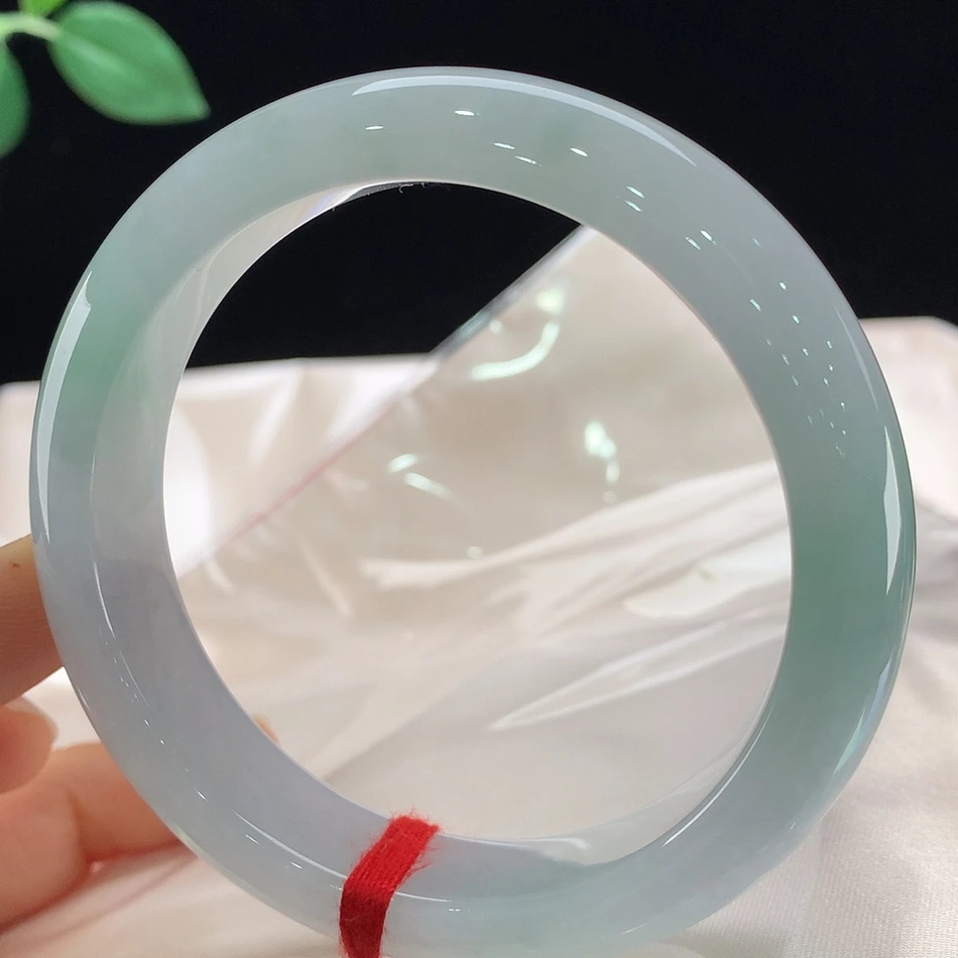 翡翠未镶嵌手镯0182