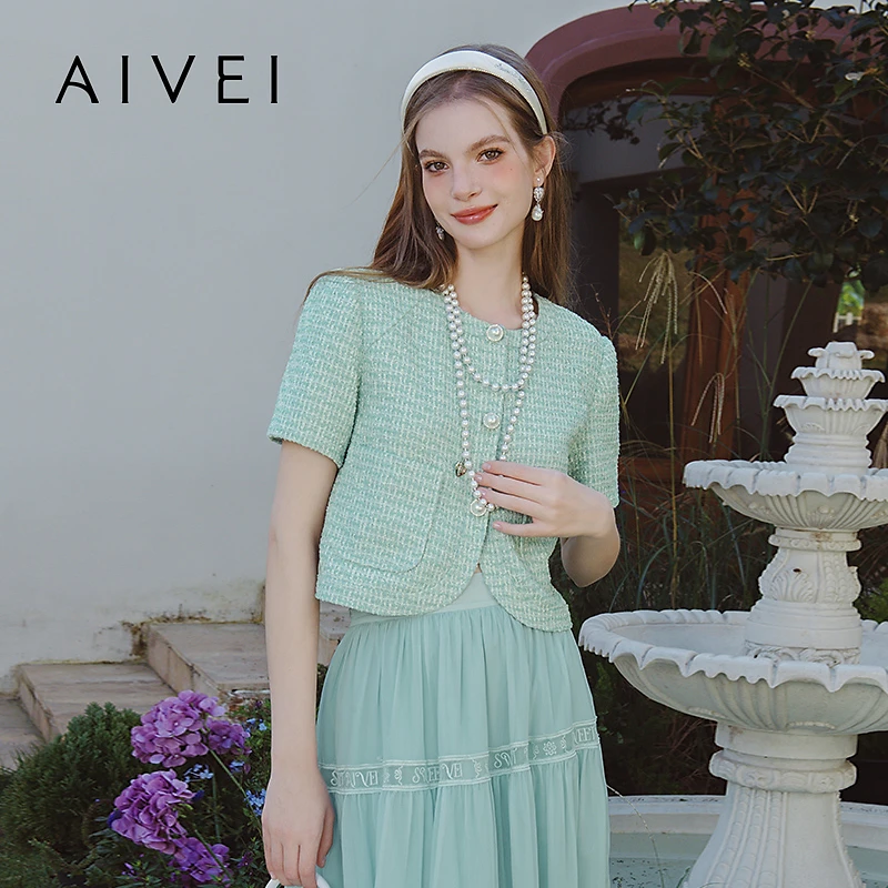 AIVEI艾薇夏新复古温柔气质薄荷曼波短袖小香风外套R0160011