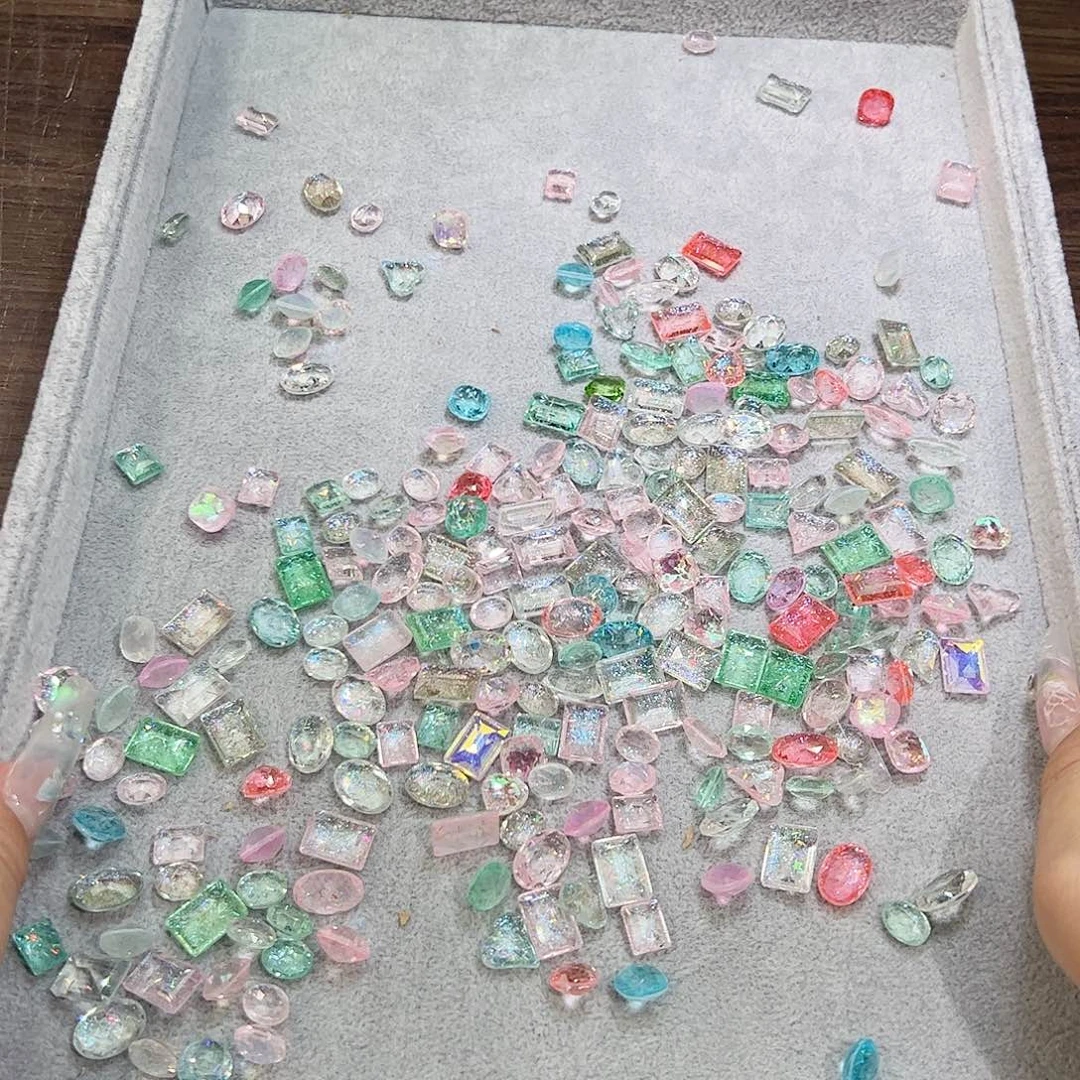 彩蛋混合款式美甲钻