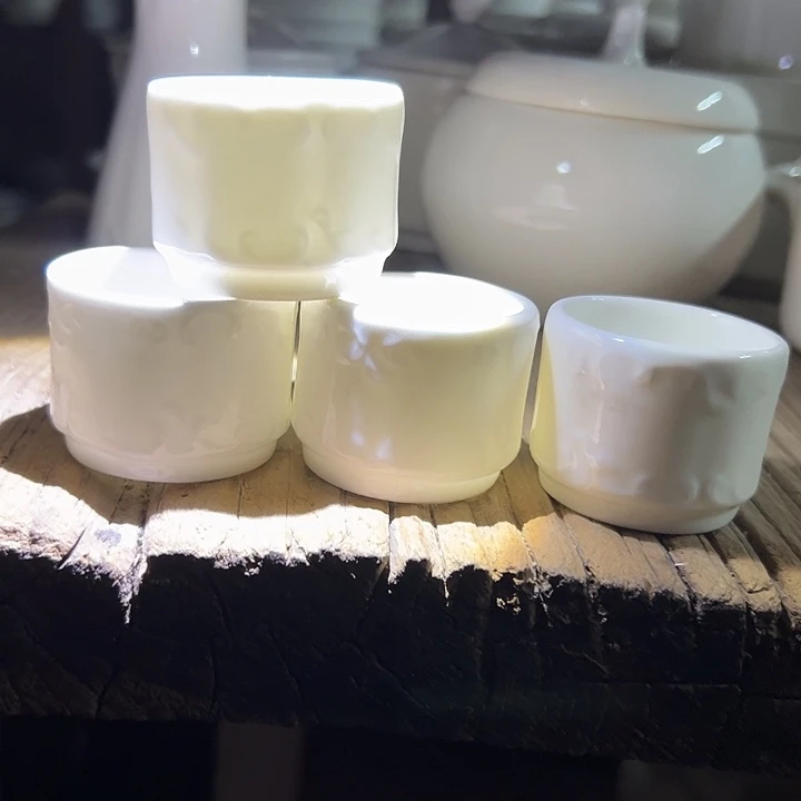 国营尾货骨瓷小杯四个