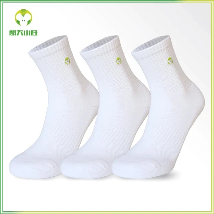 麒天小胜:麒天小胜第三代足球防滑专业透气毛巾底中筒袜女款