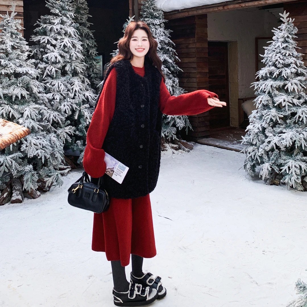 慵懒风穿搭一整套女冬季时髦减龄羊羔毛马甲针织上衣七分裤三件套