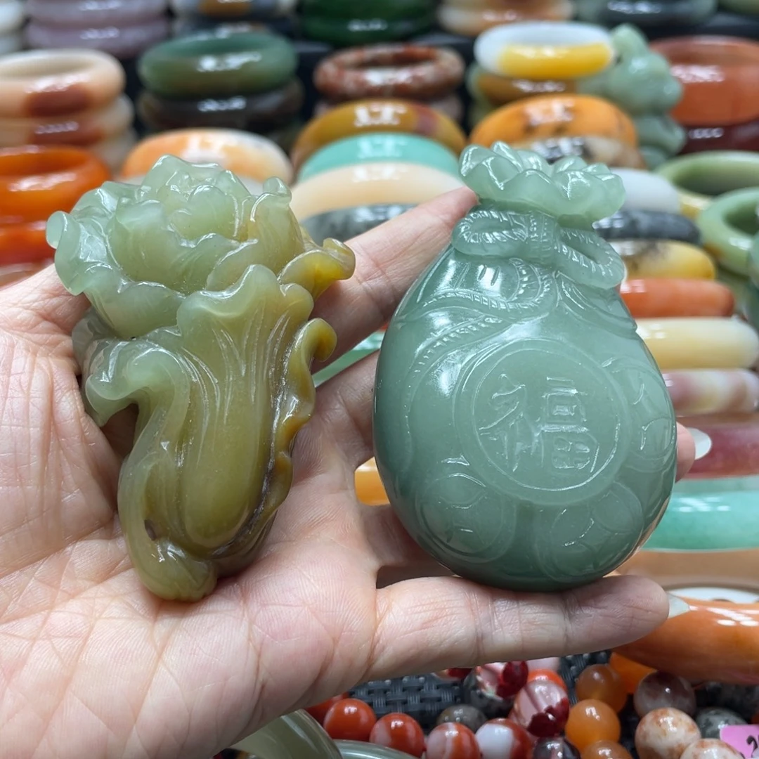 石英岩玉未镶嵌手镯