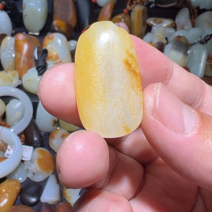 和田玉吊坠(不含链)未镶嵌物***流