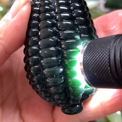 蛇纹石玉未镶嵌手把件