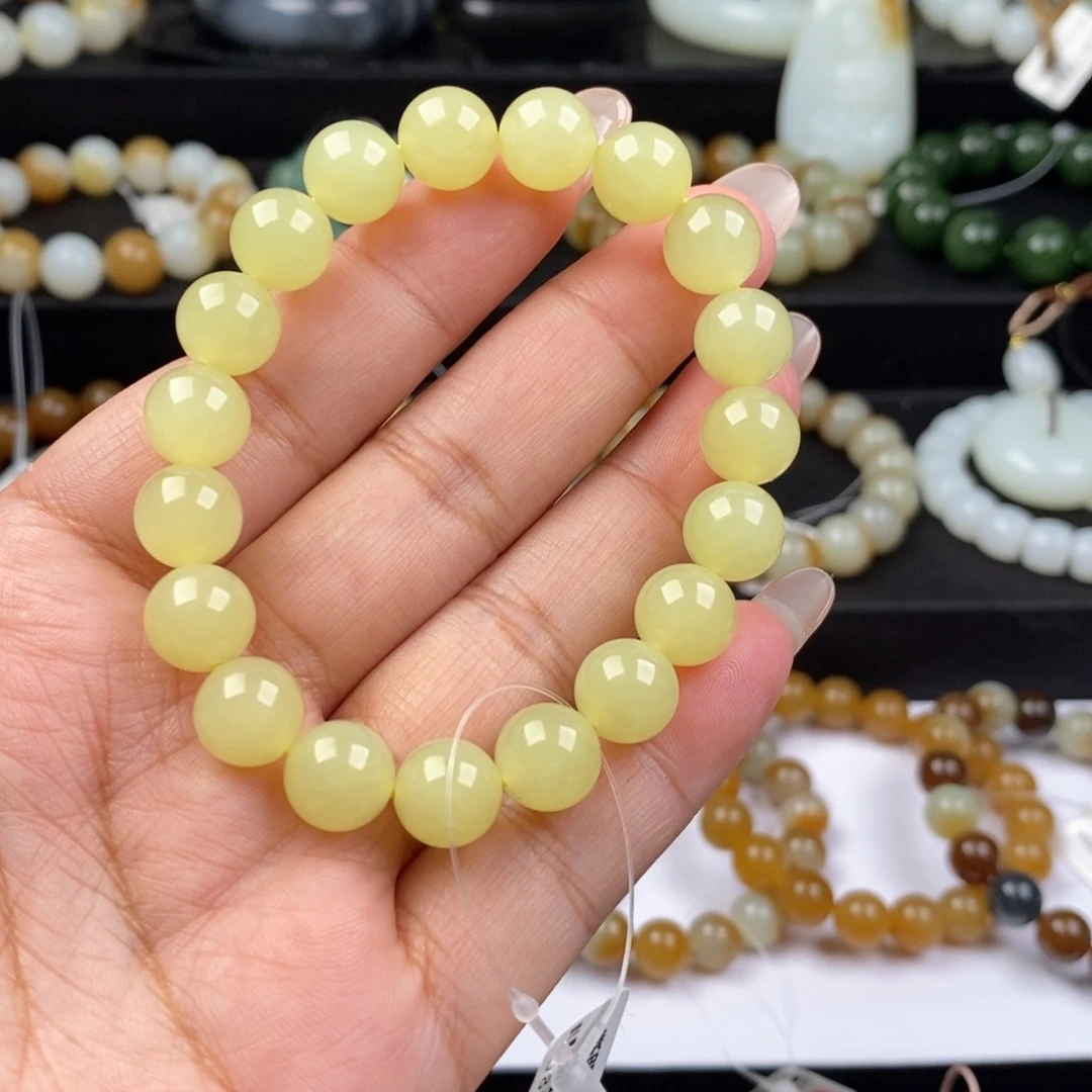 和田玉手串未镶嵌燕**子