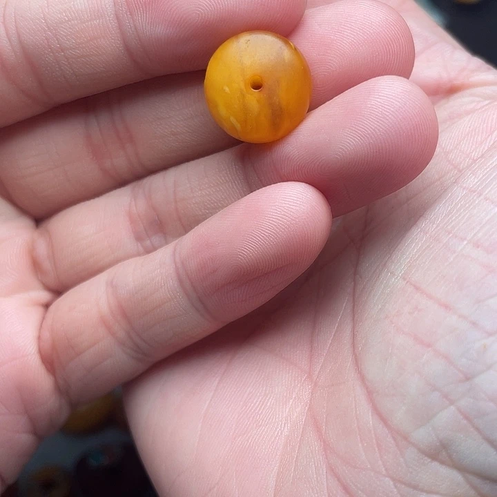 琥珀未镶嵌裸石老蜜蜡圆饼子14.5-8.3mm