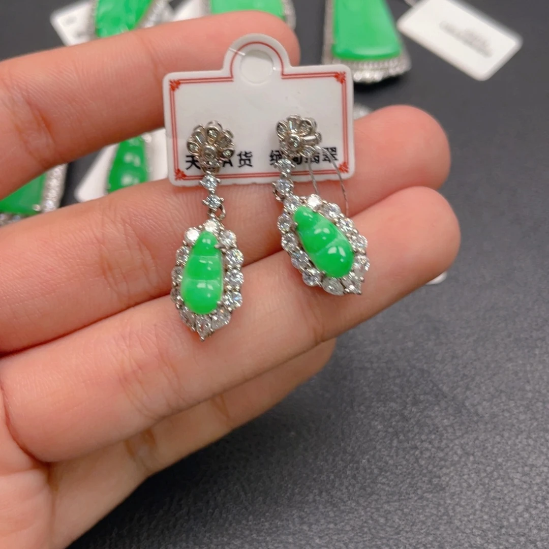 翡翠银S925镶嵌颈饰