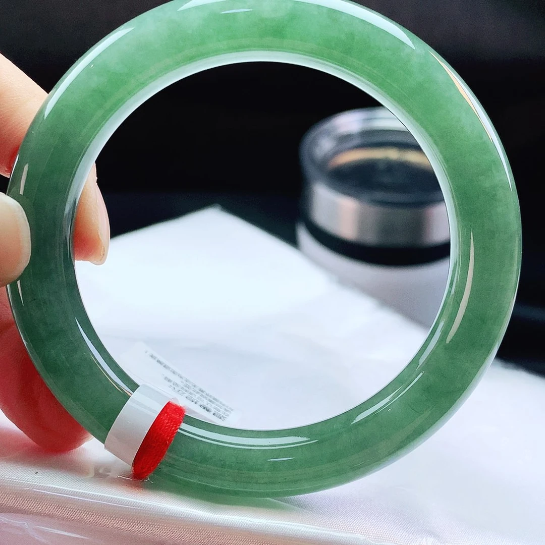 未镶嵌手镯（圆镯）翡翠57冰满绿