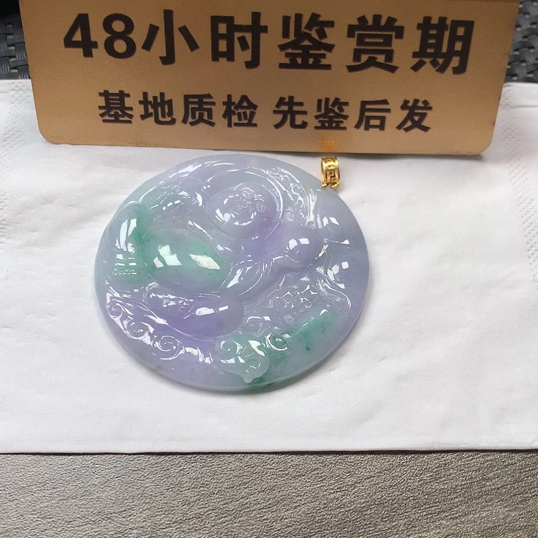 颈饰18K金镶嵌翡翠佛