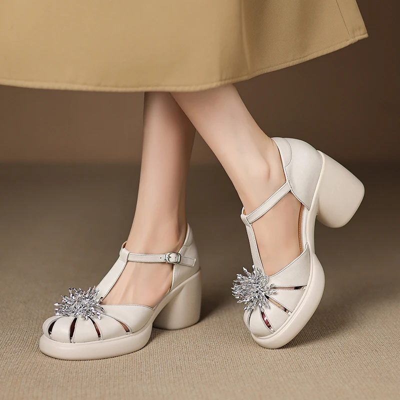 牛皮8厘米 34-40时尚百搭夏季真皮软底春夏粗跟镂空广场舞鞋