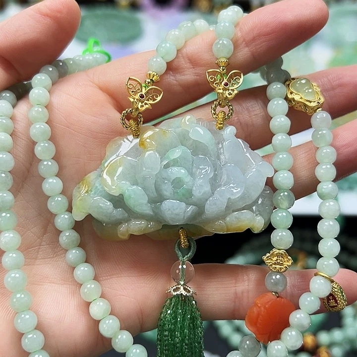 翡翠未镶嵌颈饰吊坠