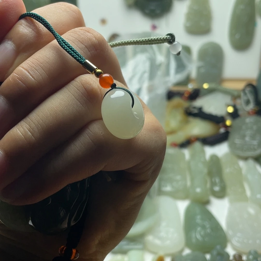 【闪购商品】和田玉未镶嵌颈饰