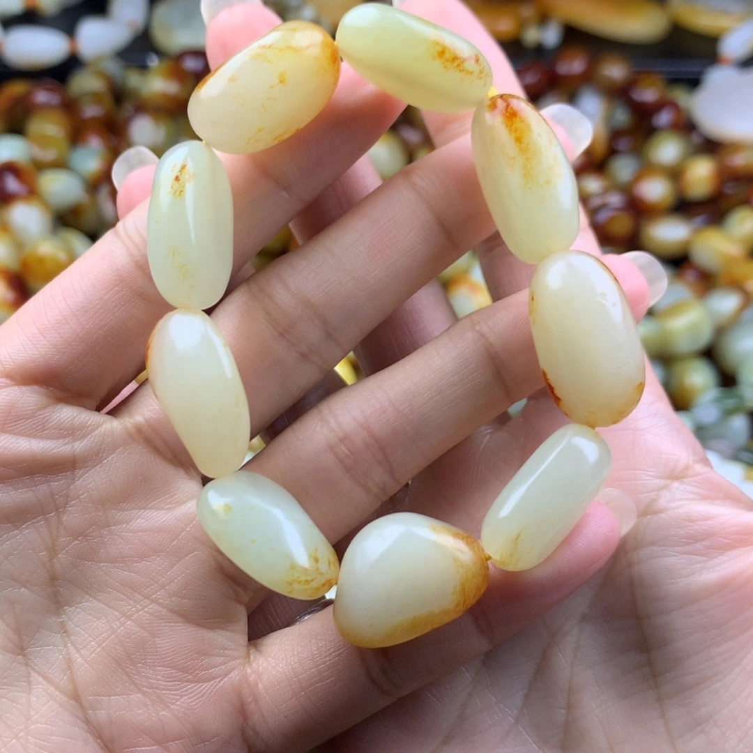 和田玉未镶嵌手链