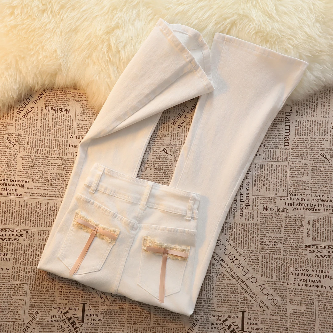 白色蝴蝶结微喇牛仔裤女秋季2025年新款时尚高腰显瘦小个子喇叭裤