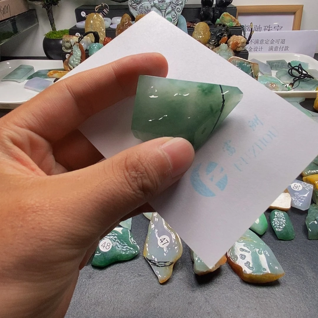 定制翡翠未镶嵌翡翠