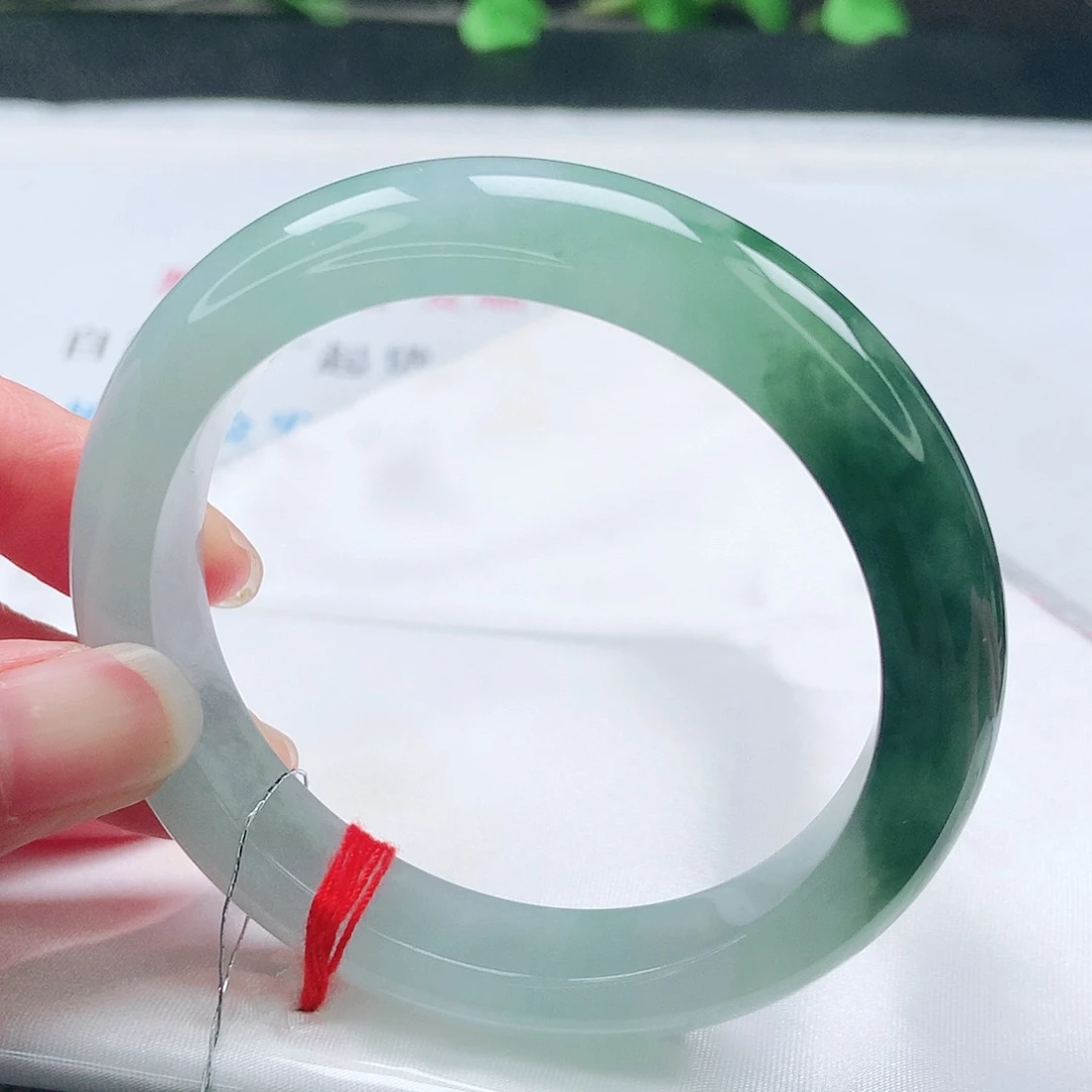 翡翠未镶嵌手镯55圈