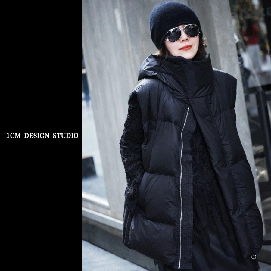 【奕.设计师女装】原创设计师品牌2025冬季新款 围巾领宽松鹅绒马夹