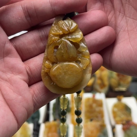 岫玉未镶嵌挂件挂件