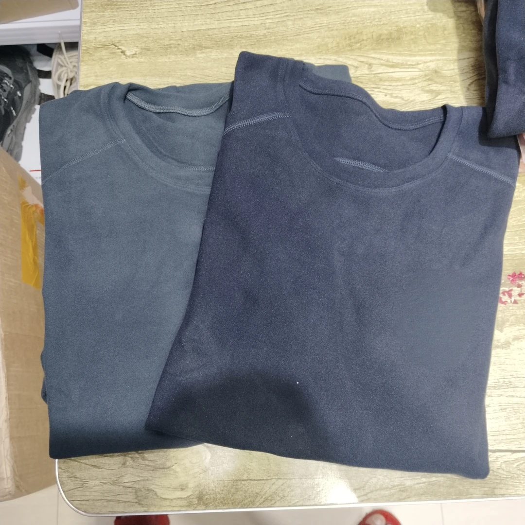 8666德绒发热养肤男体恤