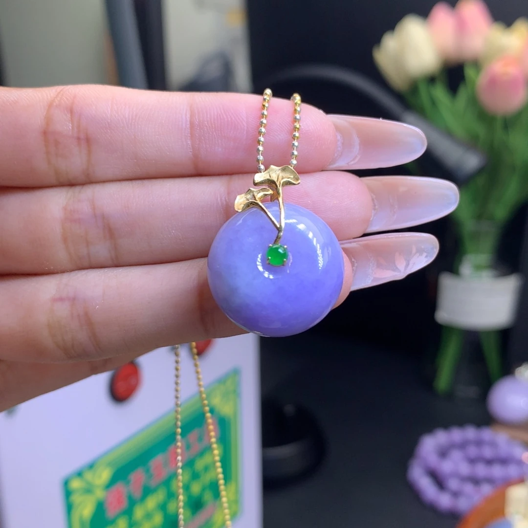 翡翠18K金镶嵌颈饰天然