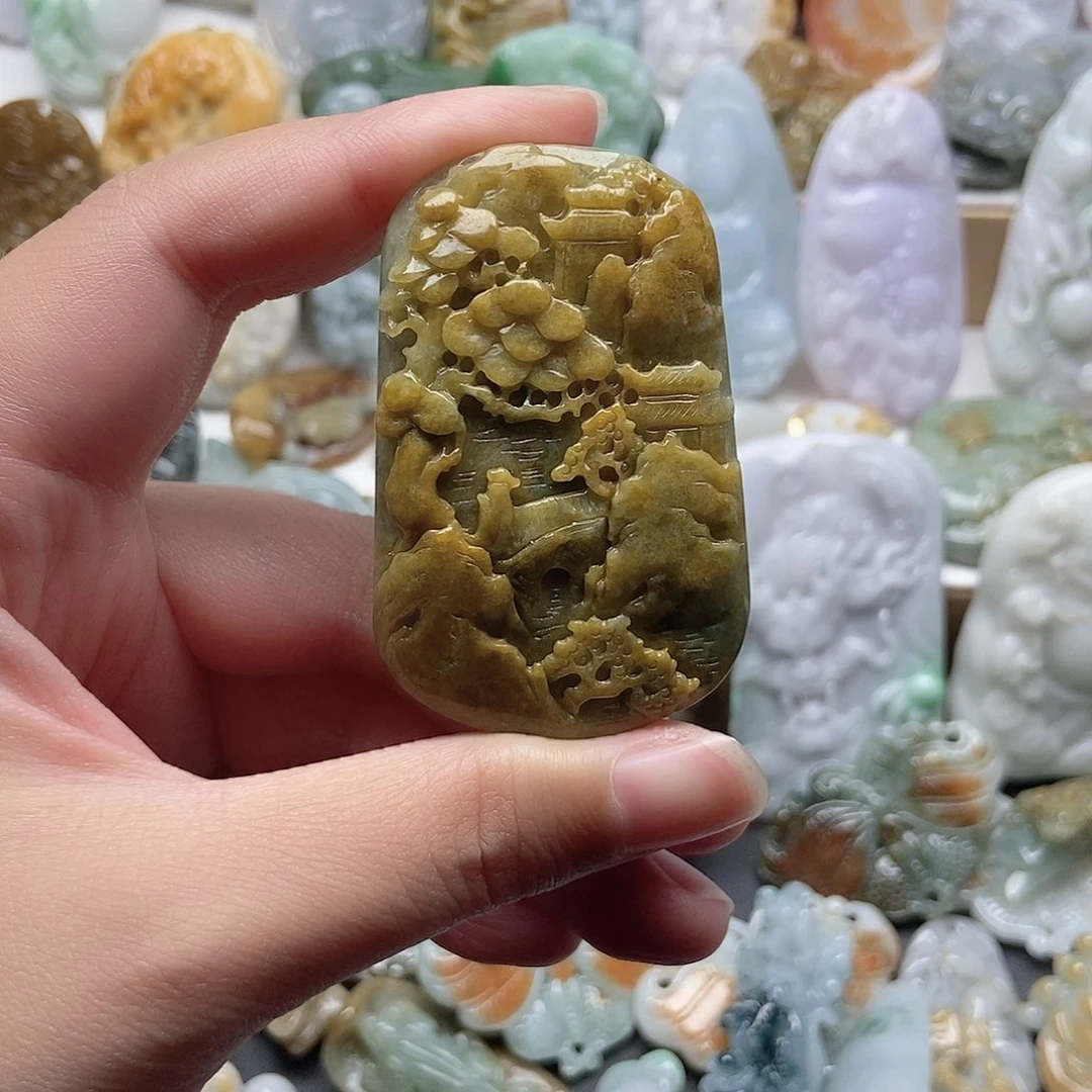 翡翠未镶嵌颈饰翡翠