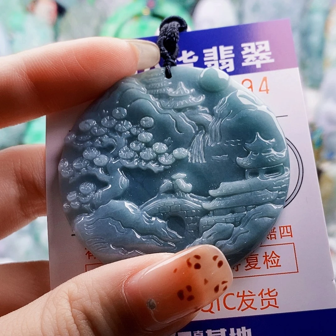 吊坠(不含链)未镶嵌翡翠