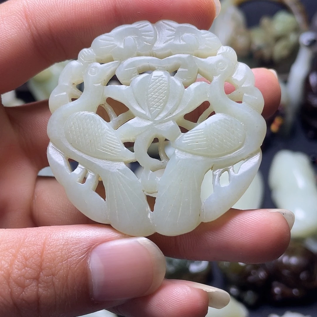 和田玉（糖玉）未镶嵌颈饰