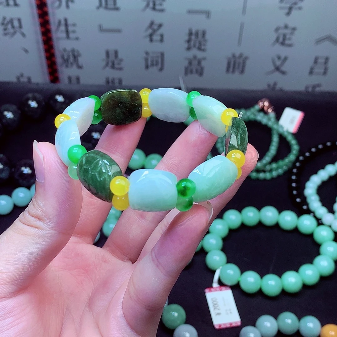 翡翠未镶嵌毛衣链