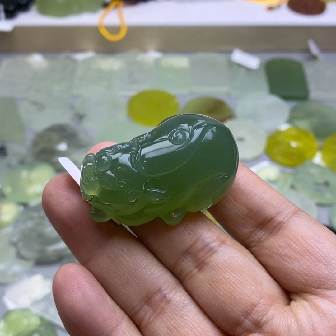 蛇纹石玉挂件未镶嵌锐*