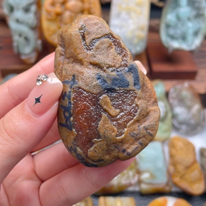 定制翡翠未镶嵌翡翠