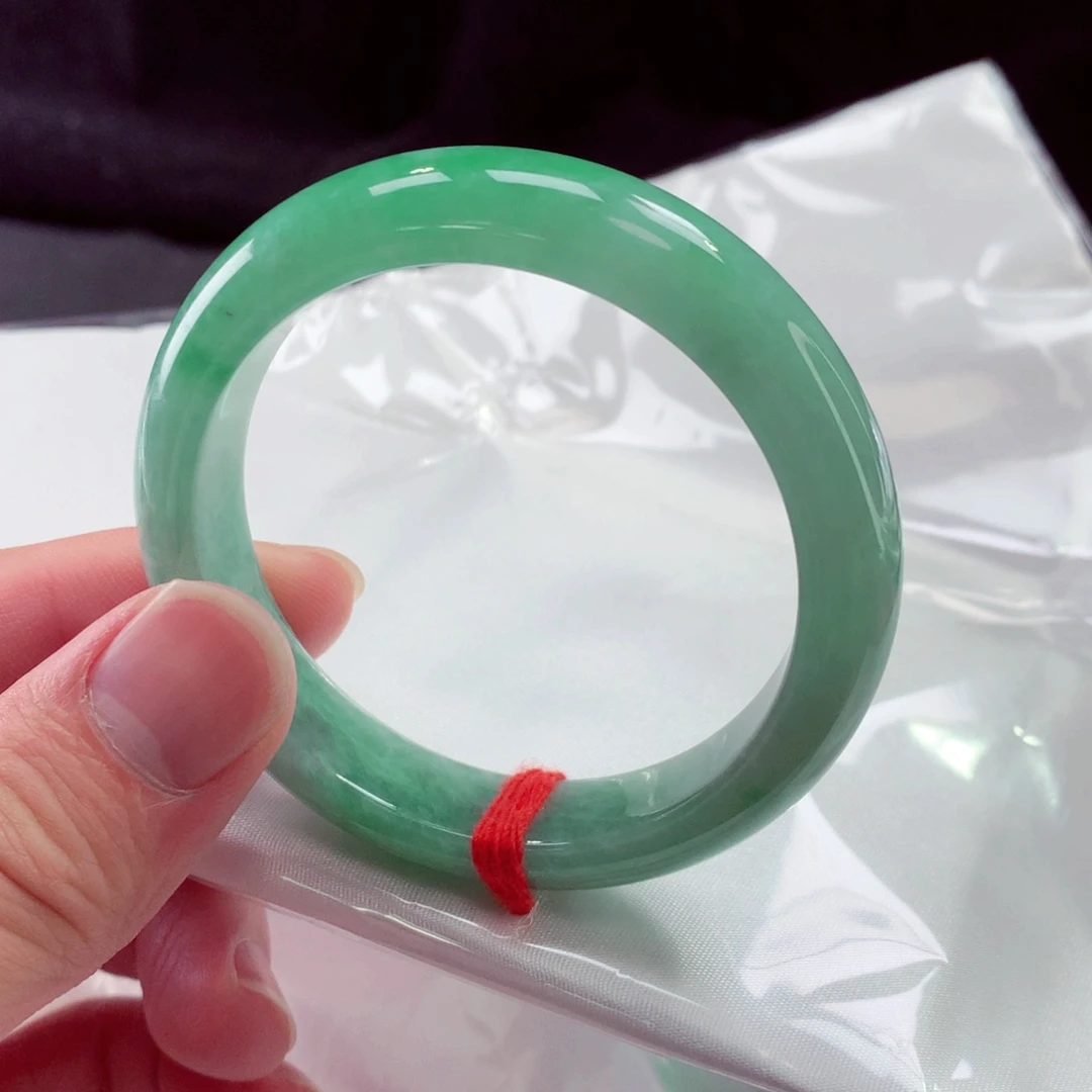 未镶嵌手镯翡翠001